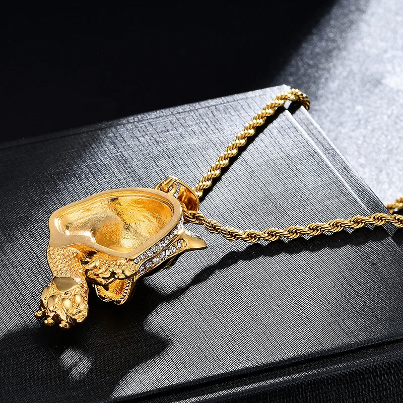 Leopard Animal Pendant Men Gold Rhinestone Stainless Steel Necklace Hip Hop Rock Trendy Couple Male&Women High Quality Jewelry
Leopard Animal Pendant Men Gold Rhinestone Stainless Steel Necklace Hip Hop Rock Trendy Couple Male&Women High Quality Jewelry