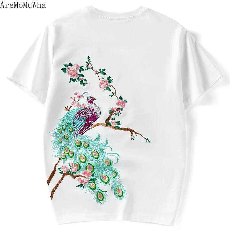 2021 Summer New Chinese Style Loose Embroidered Peacock Couple Wear Personality Short Sleeve T-shirt Men and Women Retro T-Shirt
2021 Summer New Chinese Style Loose Embroidered Peacock Couple Wear Personality Short Sleeve T-shirt Men and Women Retro T-Shirt