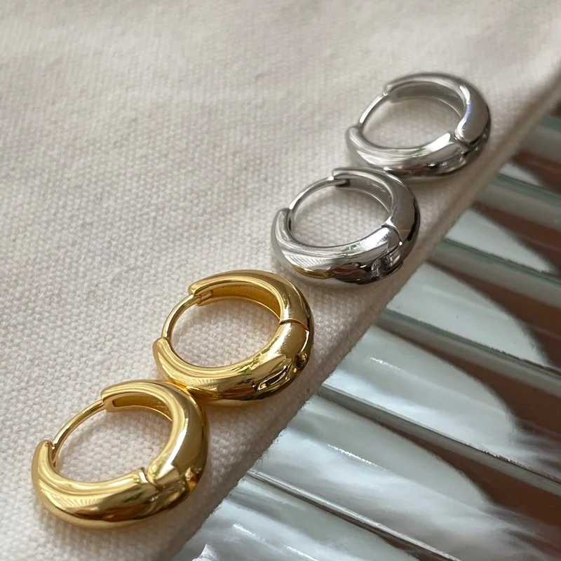 Ear button women's gold and silver small earrings earrings NEW stud earrings earrings
Ear button women's gold and silver small earrings earrings NEW stud earrings earrings