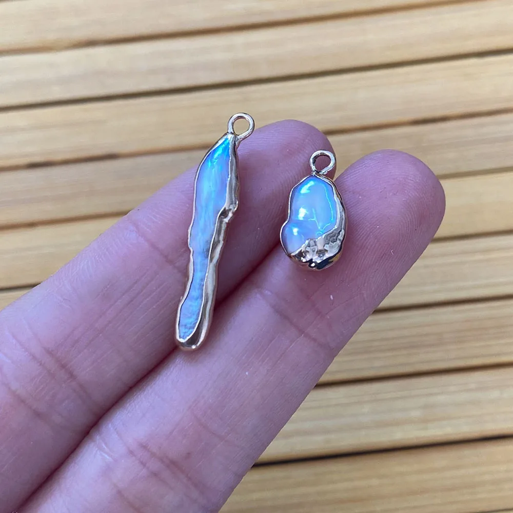 Charm Pendant Irregular Shaped Natural Freshwater Pearl Pendant Suitable for DIY Handmade Necklace Bracelet Jewelry Wholesale
Charm Pendant Irregular Shaped Natural Freshwater Pearl Pendant Suitable for DIY Handmade Necklace Bracelet Jewelry Wholesale
