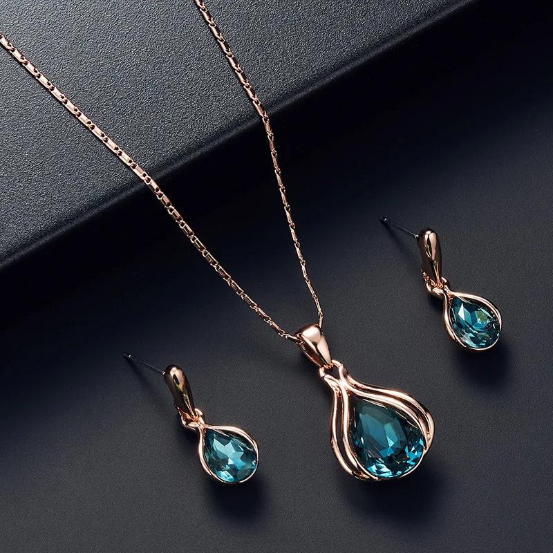 3pcs/set Jewelry Sets Women Elegant Waterdrop Rhinestone Pendant Necklace Hook Earrings Jewelry Set 2021 New
3pcs/set Jewelry Sets Women Elegant Waterdrop Rhinestone Pendant Necklace Hook Earrings Jewelry Set 2021 New