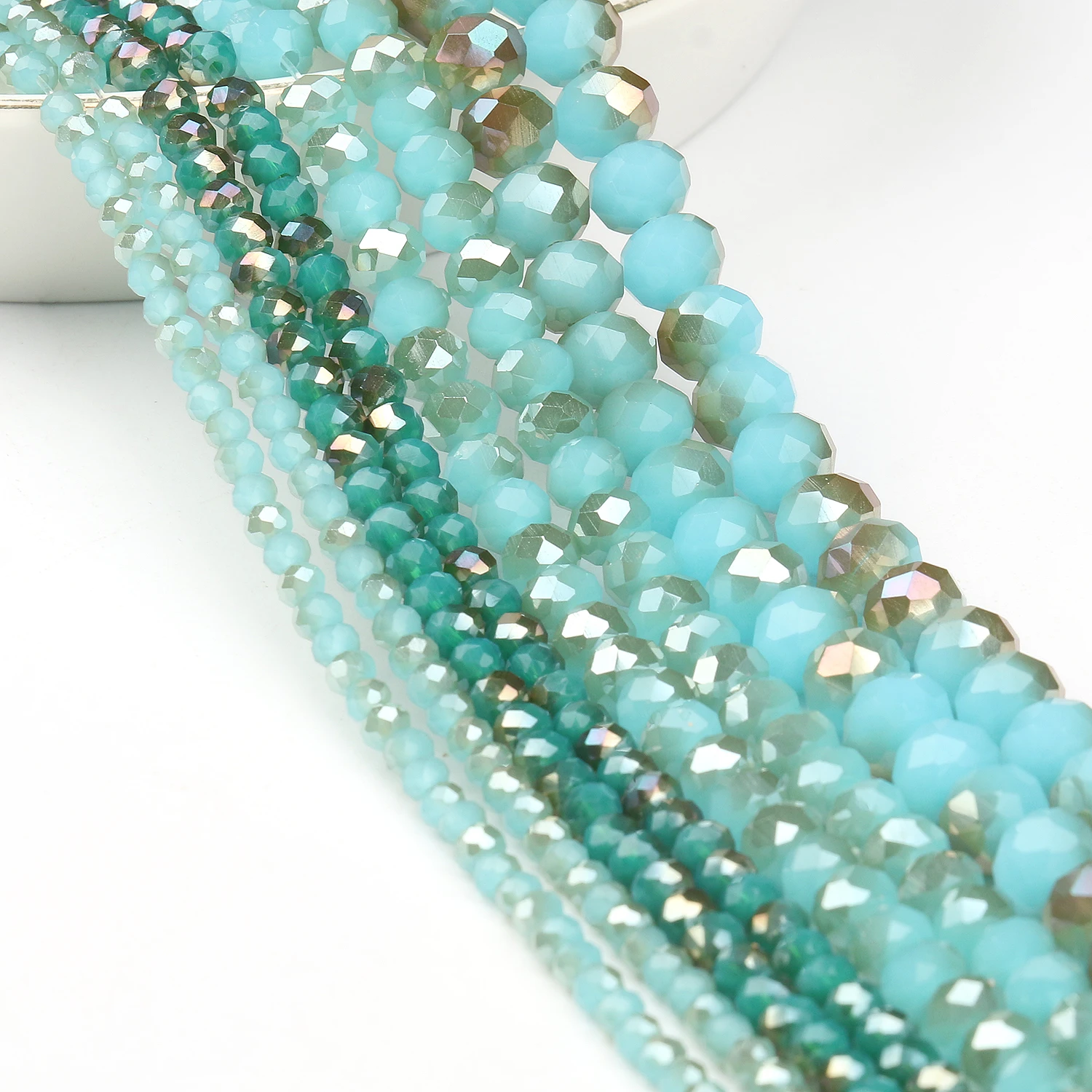 15'' 3 4 6 8 mm Light Blue Faceted Austria Crystal Glass Beads Loose Rondelle Beads for Jewelry Making DIY Bracelet Earrings
15'' 3 4 6 8 mm Light Blue Faceted Austria Crystal Glass Beads Loose Rondelle Beads for Jewelry Making DIY Bracelet Earrings