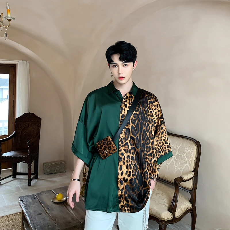 Men Short Sleeve Leopard Splice Match Bag Loose Casual Shirts Male Streetwear Hip Hop Fashion Stage Show Party Dress Shirt
Men Short Sleeve Leopard Splice Match Bag Loose Casual Shirts Male Streetwear Hip Hop Fashion Stage Show Party Dress Shirt