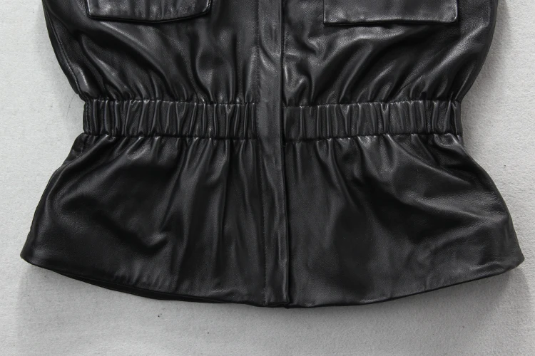 Женская куртка из натуральной кожи без рукавов с эластичным поясом черный