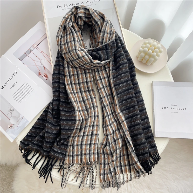 Luxury Plaid Scarf Winter Warm Cashmere Women Long Pashmina Foulard Female Scarves Lady Tassel Shawl Wraps 2021 Design New
Luxury Plaid Scarf Winter Warm Cashmere Women Long Pashmina Foulard Female Scarves Lady Tassel Shawl Wraps 2021 Design New