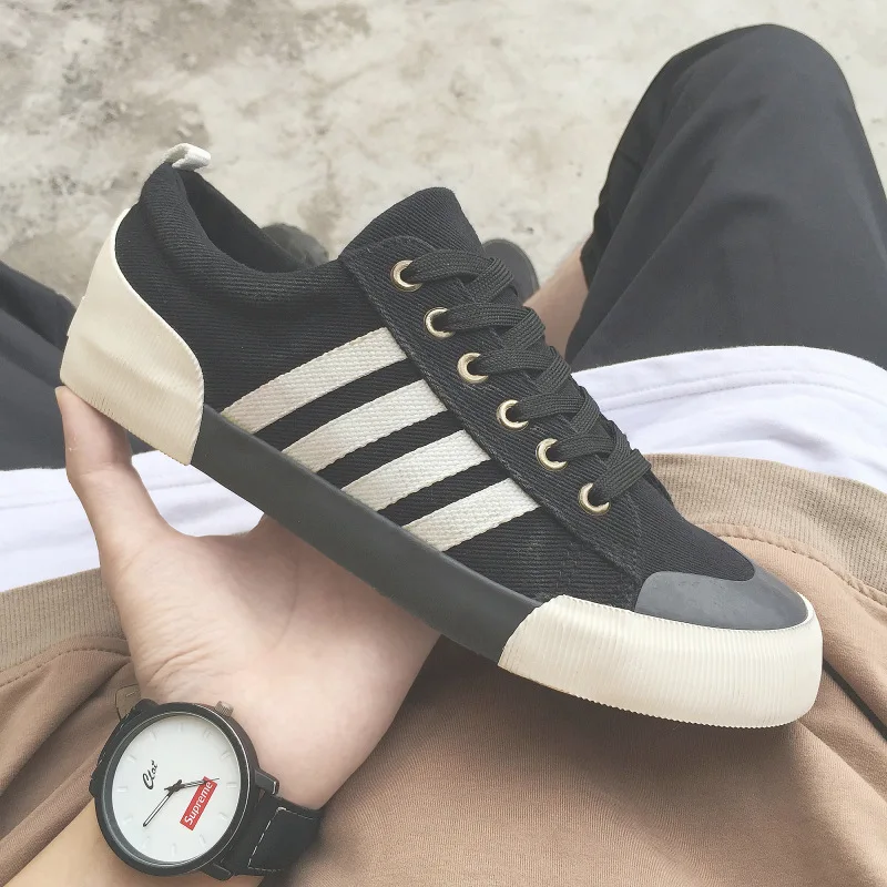 Summer men's shoes 2021 new Korean fashion canvas small white board shoes breathable all-match student casual shoes
Summer men's shoes 2021 new Korean fashion canvas small white board shoes breathable all-match student casual shoes