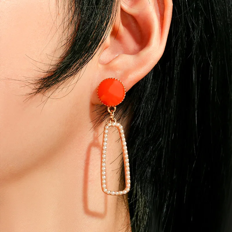 Vintage Pendant Pearl Earrings For Women Wedding Geometric Unusual Earrings Jewelry Accessories 2020 Trend Female Punk Stud
Vintage Pendant Pearl Earrings For Women Wedding Geometric Unusual Earrings Jewelry Accessories 2020 Trend Female Punk Stud