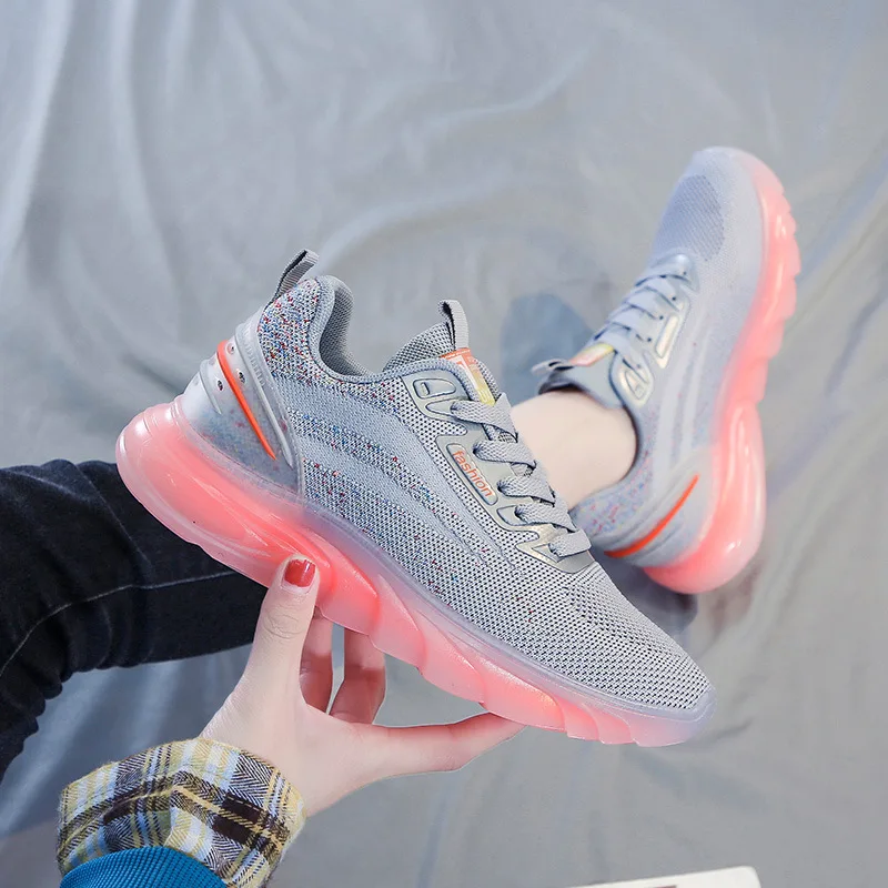 2021 Spring and Summer New Fashion Flat Women's Shoes Flying Woven Mesh Breathable Lightweight Running Shoes Casual Sports Shoes
2021 Spring and Summer New Fashion Flat Women's Shoes Flying Woven Mesh Breathable Lightweight Running Shoes Casual Sports Shoes