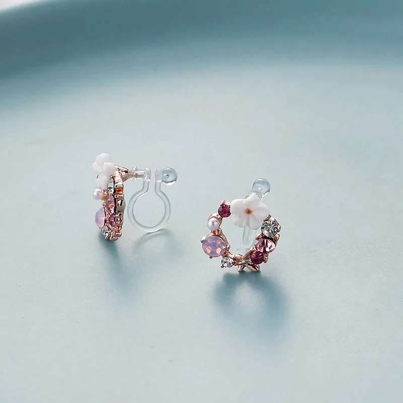 Korea Fashion Earrings 2021 Fashion Trend Pearl Flower Women's Earring Clip Earrings Without Ear Hole Gift Jewelry Earring Stud
Korea Fashion Earrings 2021 Fashion Trend Pearl Flower Women's Earring Clip Earrings Without Ear Hole Gift Jewelry Earring Stud