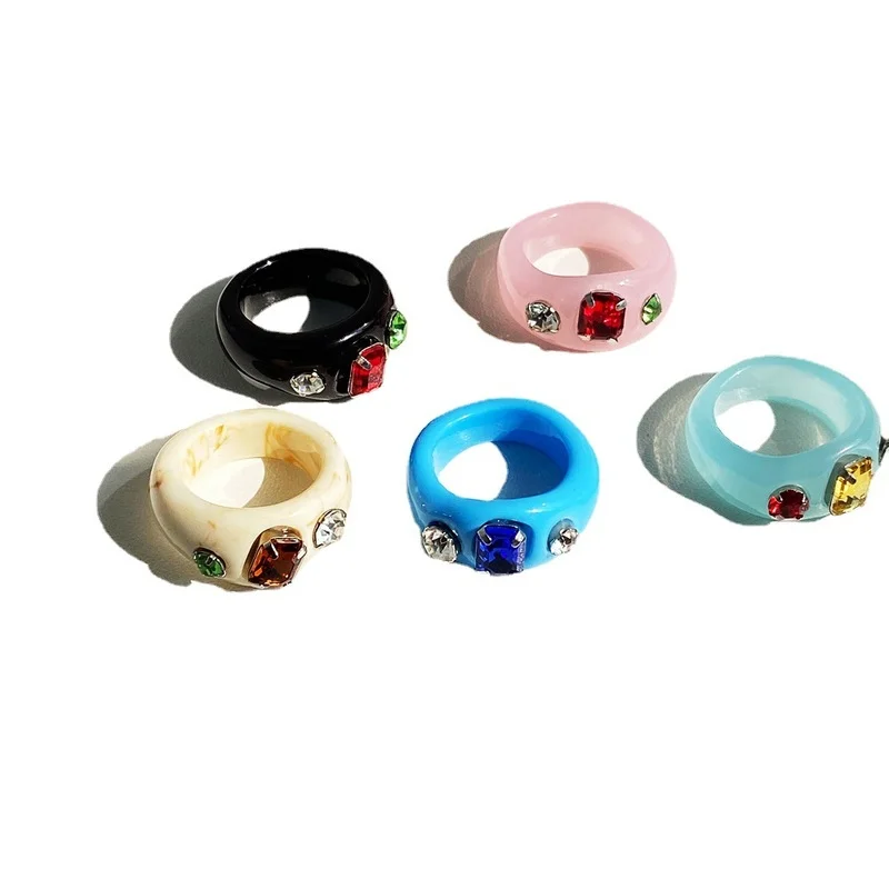Resin Rings Fashion Jewelry Acrylic Rhinestone Colourful Geometric Square Round Rings Set for Women Jewelry Party Gifts
Resin Rings Fashion Jewelry Acrylic Rhinestone Colourful Geometric Square Round Rings Set for Women Jewelry Party Gifts