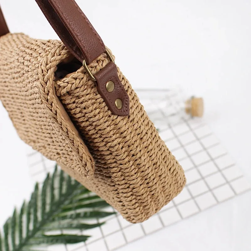 2021 Plush Fashion Women's Shoulder Bags Soft Female Messenger Bags Plaid Ladies Handbag Simple Bags for Girls DD255-DD256
2021 Plush Fashion Women's Shoulder Bags Soft Female Messenger Bags Plaid Ladies Handbag Simple Bags for Girls DD255-DD256