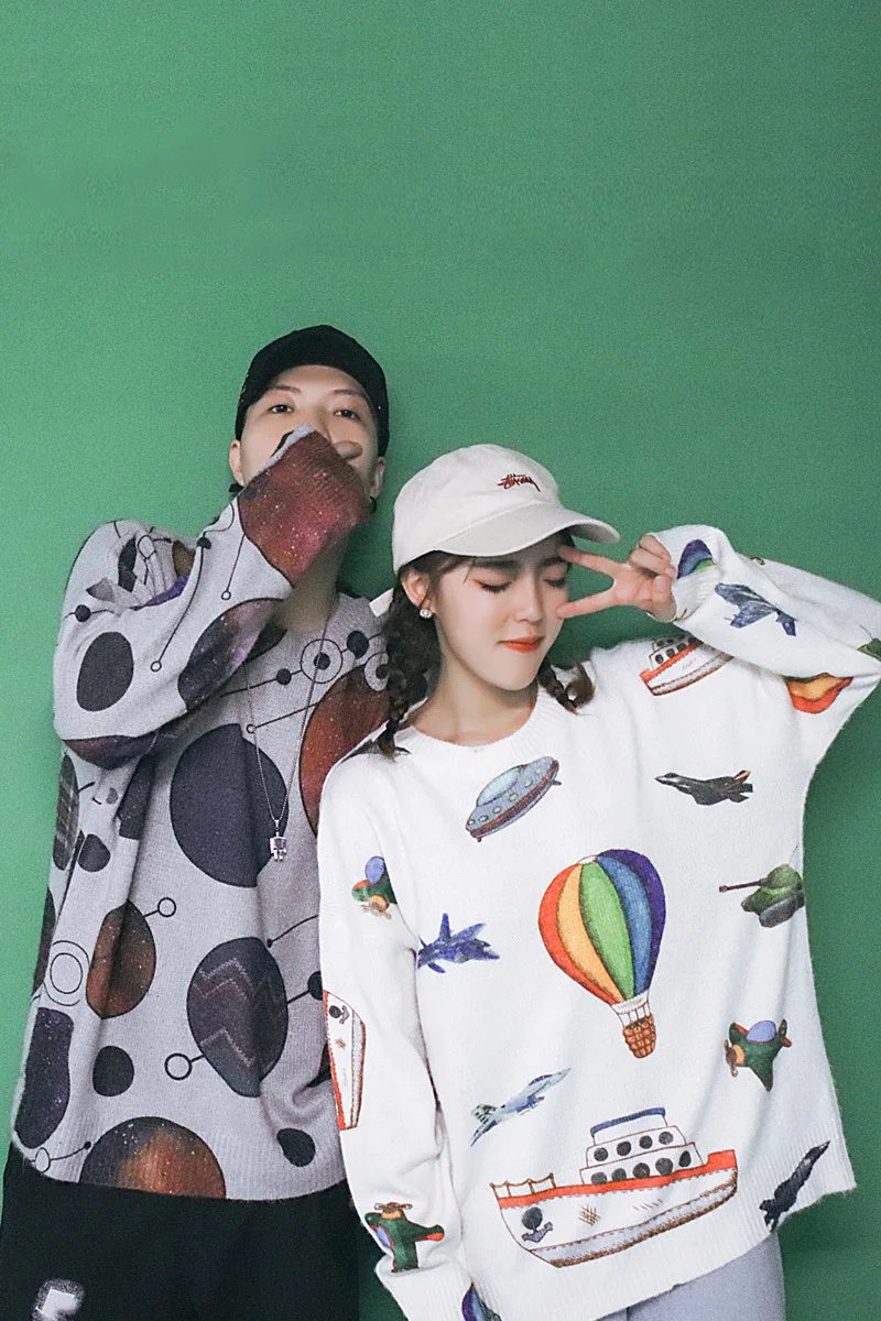 2019 Spring And Autumn New Youth Men's Bottoming Shirt Casual Korean Version Of The Personality Loose Fashion Print Sweater
2019 Spring And Autumn New Youth Men's Bottoming Shirt Casual Korean Version Of The Personality Loose Fashion Print Sweater