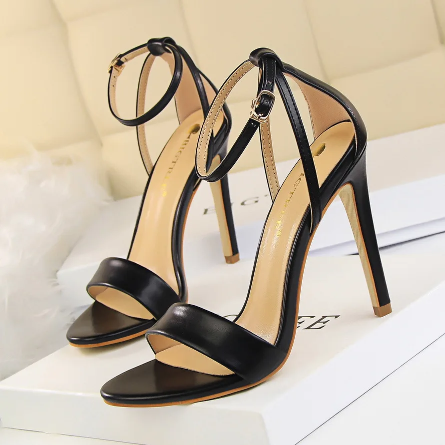 Large Size High Heels Shoes Woman Pump Thin Heel Female Comfortable female Elegant beautiful Dress women's Office Pumps shoes 
Large Size High Heels Shoes Woman Pump Thin Heel Female Comfortable female Elegant beautiful Dress women's Office Pumps shoes
