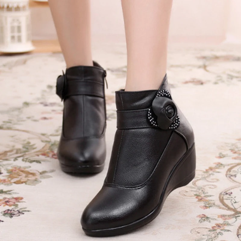 CEYANEAONew Women boots Women Genuine Leather Winter boots Warm Plush Autumn Shoes Winter Wedge shoesWoman Ankle bootsE1247
CEYANEAONew Women boots Women Genuine Leather Winter boots Warm Plush Autumn Shoes Winter Wedge shoesWoman Ankle bootsE1247