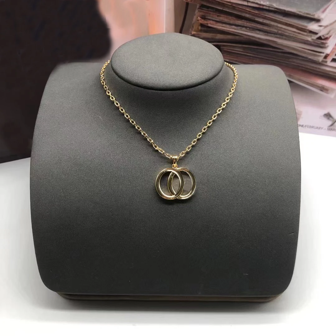 S925 sterling silver women's letter necklace, retro style, luxury jewelry, original brand 1:1 birthday gift
S925 sterling silver women's letter necklace, retro style, luxury jewelry, original brand 1:1 birthday gift