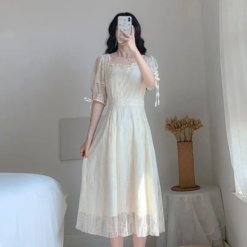 2021 New Summer Women Dress Fashion Slim Bow Ruffles Lace Dress Casual Half Sleeve Sexy Elegant Office Lady Dresses
2021 New Summer Women Dress Fashion Slim Bow Ruffles Lace Dress Casual Half Sleeve Sexy Elegant Office Lady Dresses