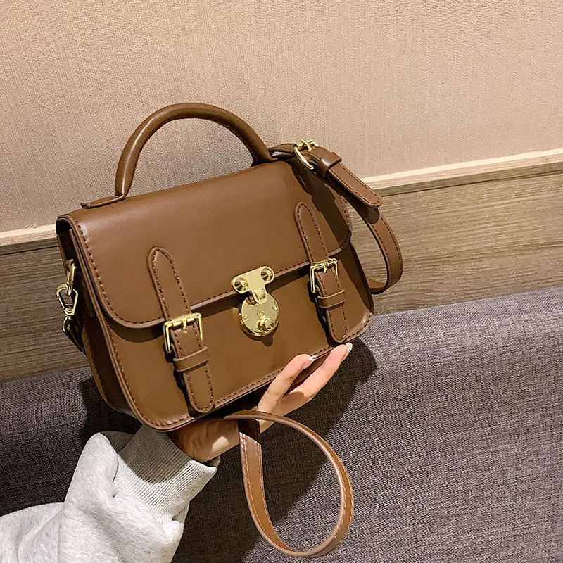 Designer Pu Leather Women Small Satchel Shoulder Bags High Quality Ladies Handbags Crossbody Bags for Women Casual Messenger Bag
Designer Pu Leather Women Small Satchel Shoulder Bags High Quality Ladies Handbags Crossbody Bags for Women Casual Messenger Bag