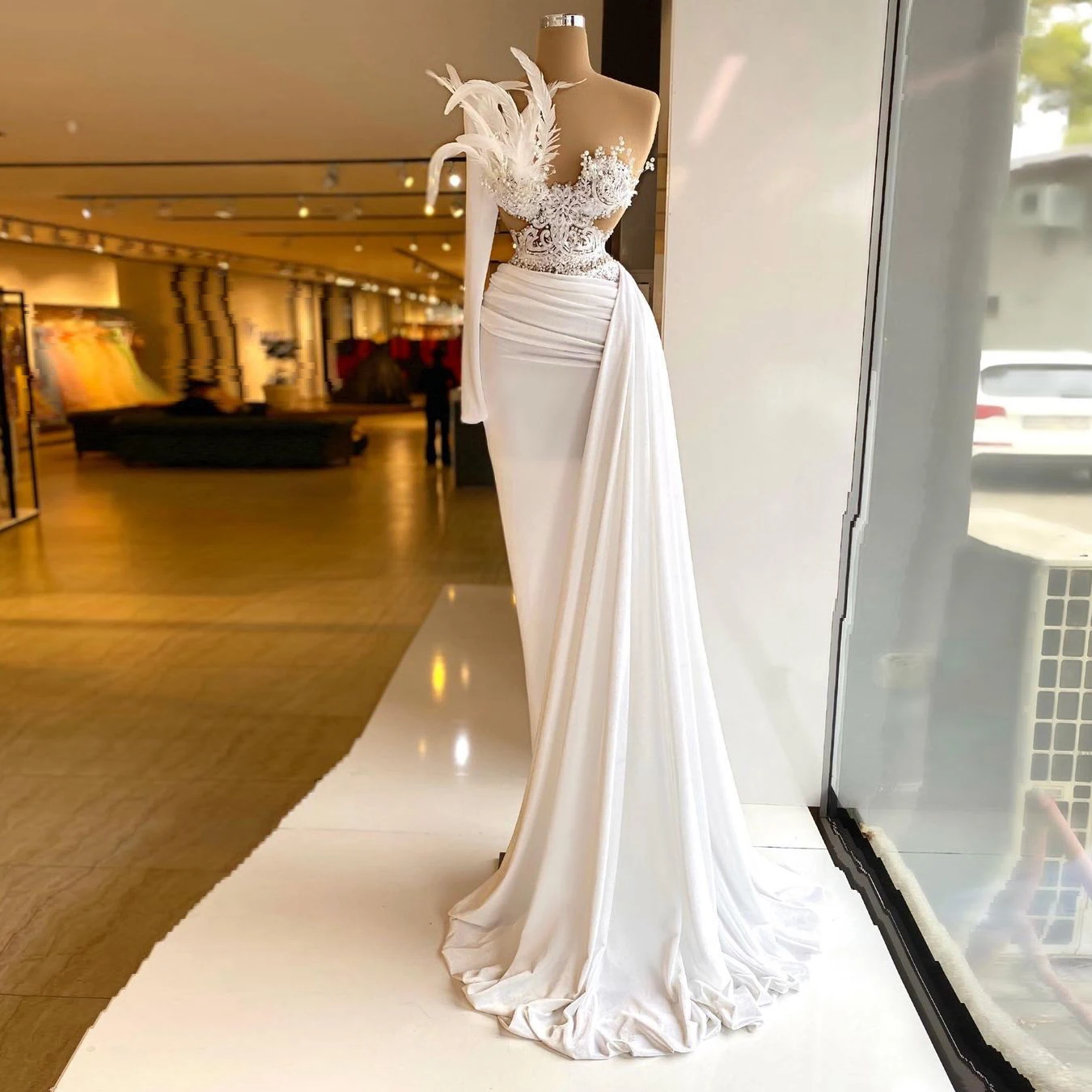 Luxury Elegant Mermaid Prom Dresses One Shoulder Long Sleeve Feathers Appliques Beading Women Evening Pageant Gowns Custom Made
Luxury Elegant Mermaid Prom Dresses One Shoulder Long Sleeve Feathers Appliques Beading Women Evening Pageant Gowns Custom Made