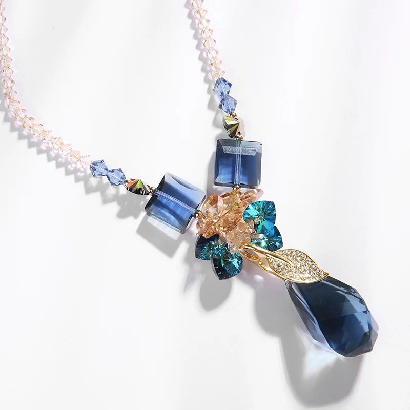Original design fashion accessories Austrian blue crystal pendant sweater chain necklace strand friend birthday gift Women
Original design fashion accessories Austrian blue crystal pendant sweater chain necklace strand friend birthday gift Women