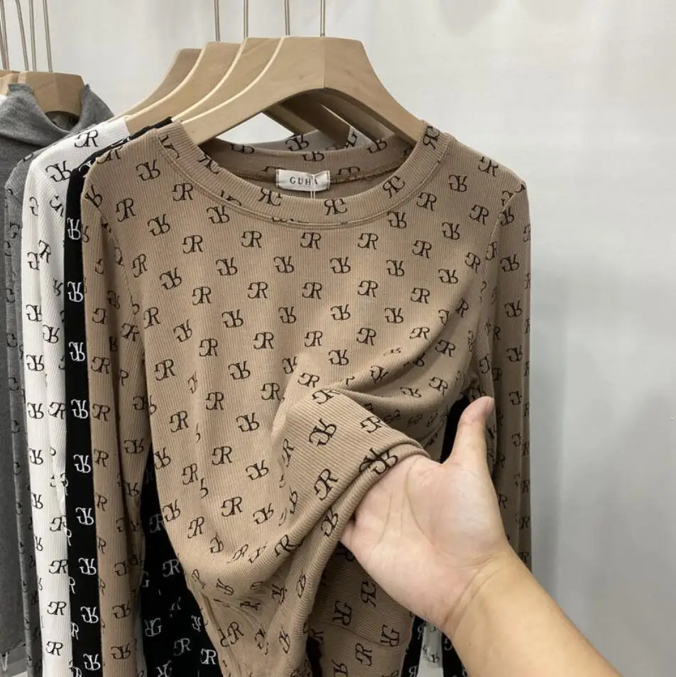 Women Slim Shirt Turtleneck Letter printing Tops Long Sleeve Short T-Shirt Female Autumn Tops and Tees Short Casual Black T-shir 
Women Slim Shirt Turtleneck Letter printing Tops Long Sleeve Short T-Shirt Female Autumn Tops and Tees Short Casual Black T-shir