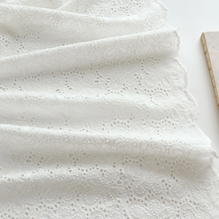 High quality cotton tissu Pure white cut out embroidery fabric Shirt dress children's clothing material
High quality cotton tissu Pure white cut out embroidery fabric Shirt dress children's clothing material