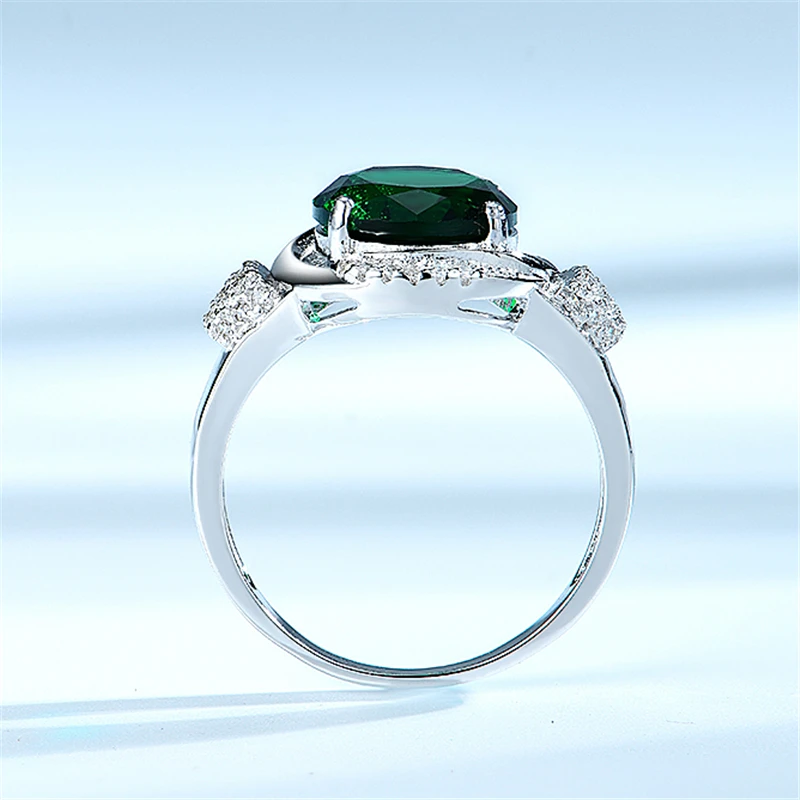DY 925 Sterling Silver Ring Big Center Oval Nano Emerald CZ Retro Luxury Ring For Russian Women Engagement Classic Jewelry
DY 925 Sterling Silver Ring Big Center Oval Nano Emerald CZ Retro Luxury Ring For Russian Women Engagement Classic Jewelry