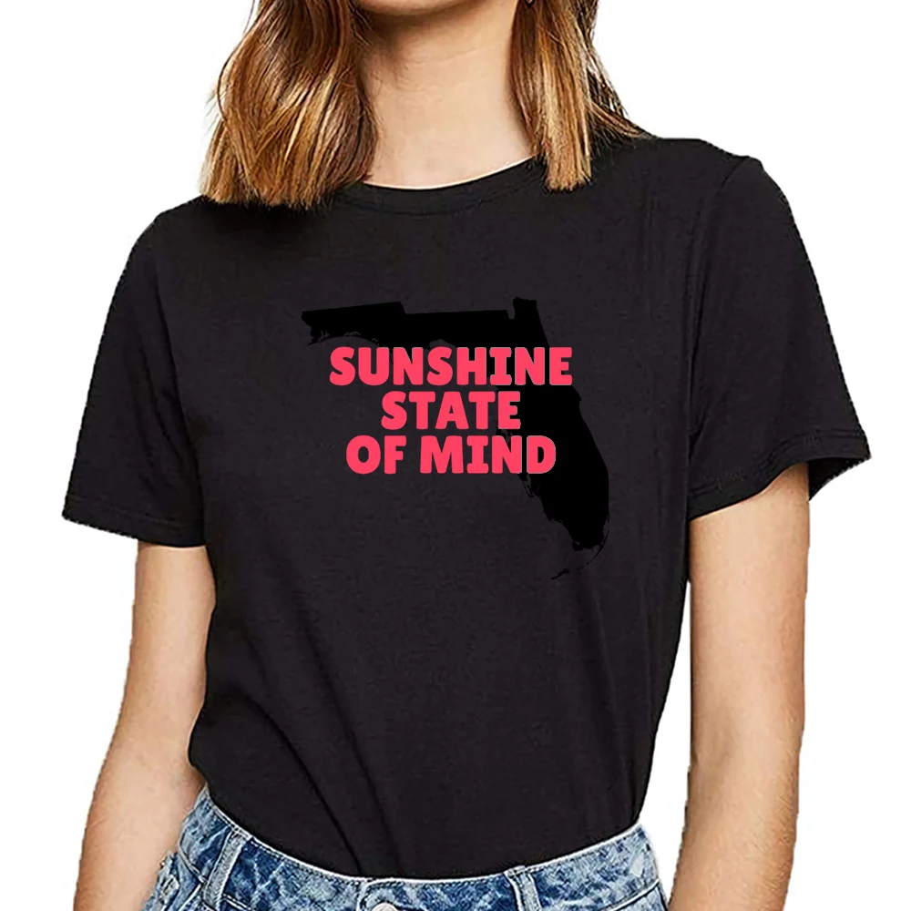 Топы футболка для женщин sunshine state of mind the florida podcast черная женская с