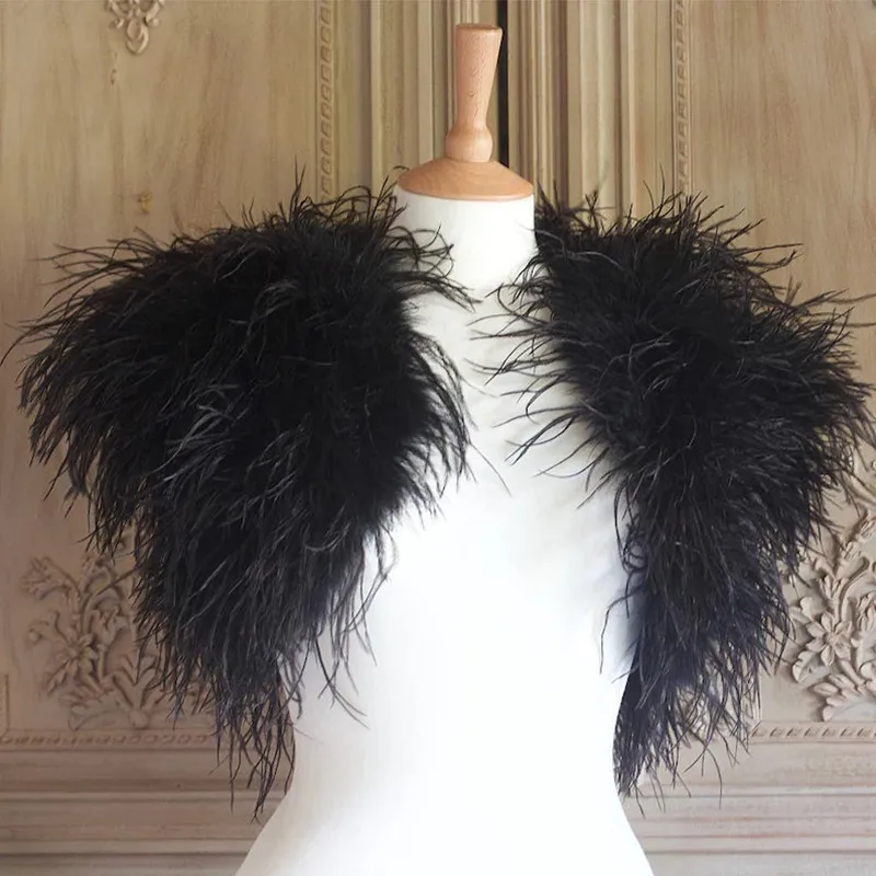 FURSARCA 2021 New Ostrich Feather Shrug Ladies Wedding Dress Furry Elegant Feather Bolero Bridal Jacket Luxury Feather Shawl
FURSARCA 2021 New Ostrich Feather Shrug Ladies Wedding Dress Furry Elegant Feather Bolero Bridal Jacket Luxury Feather Shawl