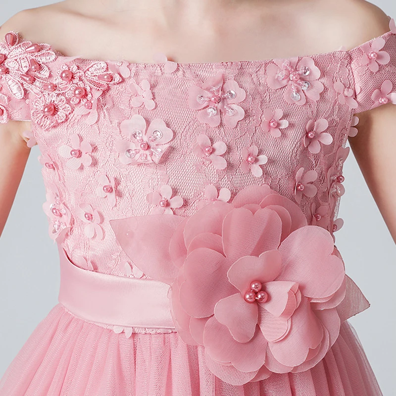 Flower Girls Dresses Illusion Tulle Ball Gown Appliques Embroidery Pearls Lace Off The Shoulder Kids Party Princess Skirt D359
Flower Girls Dresses Illusion Tulle Ball Gown Appliques Embroidery Pearls Lace Off The Shoulder Kids Party Princess Skirt D359