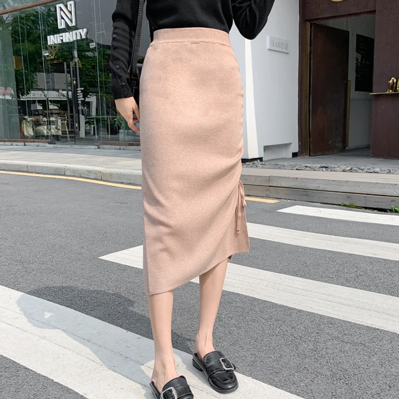 2020 autumn and winter new fashion knitted skirts pleated lace-up skirts with hips and high waists are thin woolen skirts women
2020 autumn and winter new fashion knitted skirts pleated lace-up skirts with hips and high waists are thin woolen skirts women