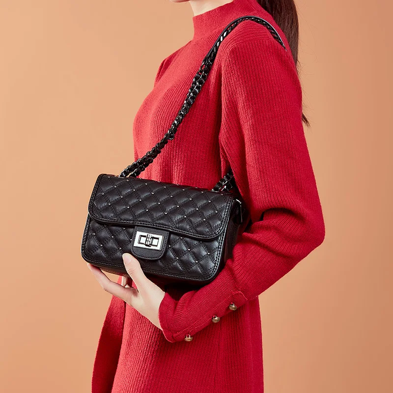 Luxury Women Bag Genuine Leather Rivet Bags Girls Small Shoulder Messenger Bag Cross Body Fashion Ladies Evening Party Bags
Luxury Women Bag Genuine Leather Rivet Bags Girls Small Shoulder Messenger Bag Cross Body Fashion Ladies Evening Party Bags