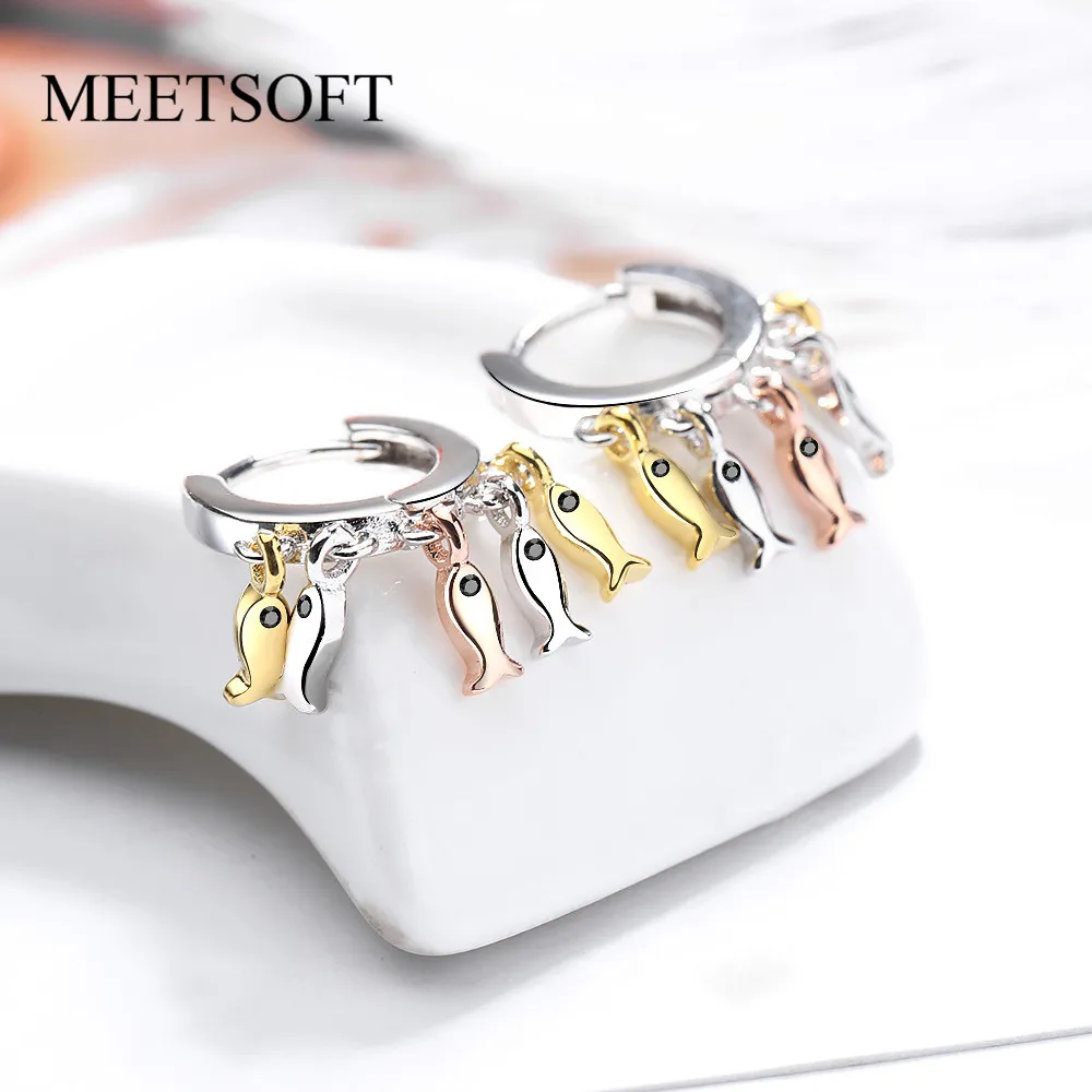 MEETSOFT Мода 925 стерлингового серебра милый рыбы Teassl серьги-кольца с цирконом для женщин вечерние изысканные ювелирные изделия аксессуары Опт...
MEETSOFT Мода 925 стерлингового серебра милый рыбы Teassl серьги-кольца с цирконом для женщин вечерние изысканные ювелирные изделия аксессуары Опт...