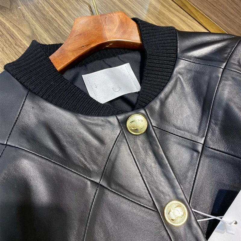 Women Genuine Leather Coat 2020 New Fashion Winter Lady Real Sheepskin Jackets Single-breasted High Quality Leather Coats
Women Genuine Leather Coat 2020 New Fashion Winter Lady Real Sheepskin Jackets Single-breasted High Quality Leather Coats