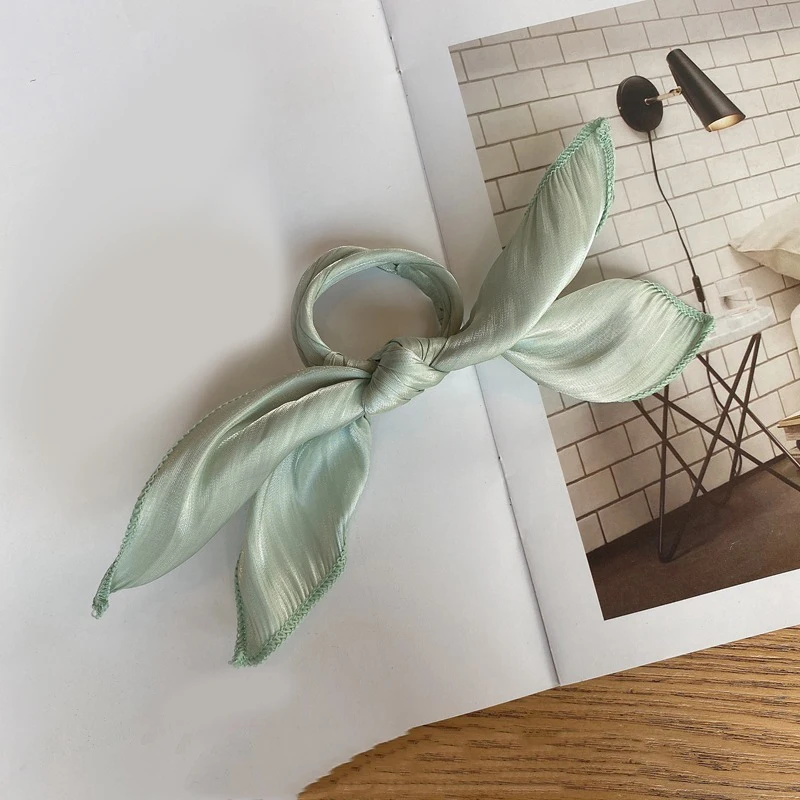 Korea Style sweet bow Hair Circle Cloth Magic Clip sweet Hair Band Lazy women Hair Curler Tool Multicolor Hair Accessories
Korea Style sweet bow Hair Circle Cloth Magic Clip sweet Hair Band Lazy women Hair Curler Tool Multicolor Hair Accessories