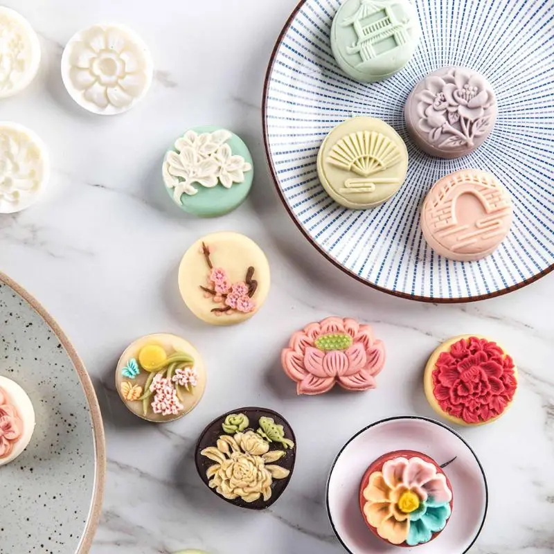 YYSD Moon Cake Mold Lotus Stamp DIY Hand Pressure Biscuits Pastry Mould Mid-autumn
YYSD Moon Cake Mold Lotus Stamp DIY Hand Pressure Biscuits Pastry Mould Mid-autumn