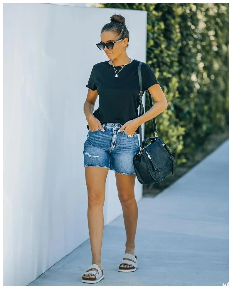Women Ripped washed straight leg pants high waist denim Good Sexy Black short Pants Female Plus Size Wash Hole Denim Trousers
Women Ripped washed straight leg pants high waist denim Good Sexy Black short Pants Female Plus Size Wash Hole Denim Trousers