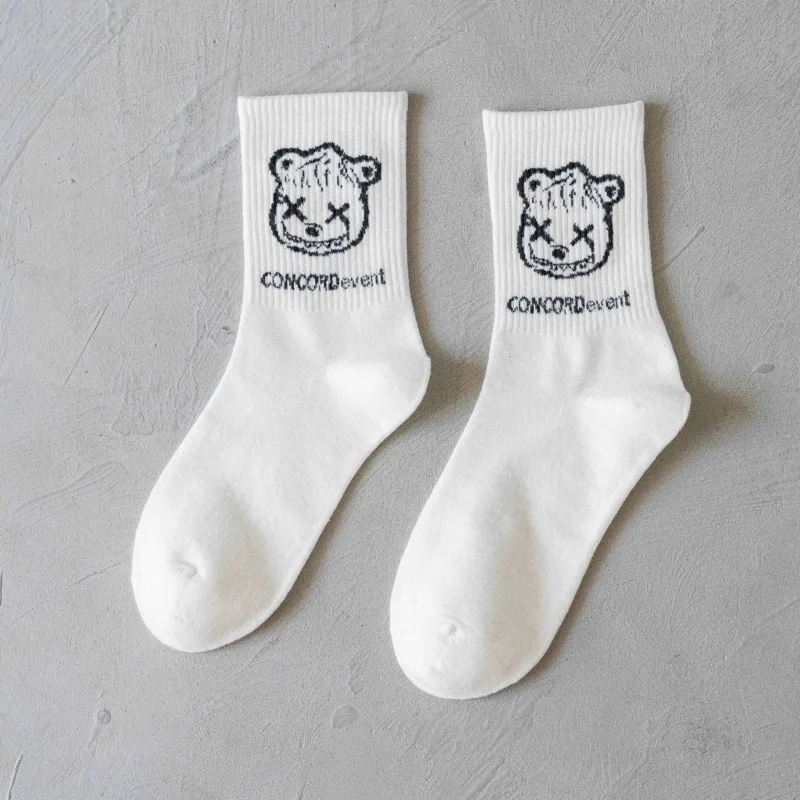 New Product Unisex Cute Happy Fun Bear Pattern Black And White 2 Colors Cotton Very Versatile Fashion Women's Socks Size 36-42
New Product Unisex Cute Happy Fun Bear Pattern Black And White 2 Colors Cotton Very Versatile Fashion Women's Socks Size 36-42