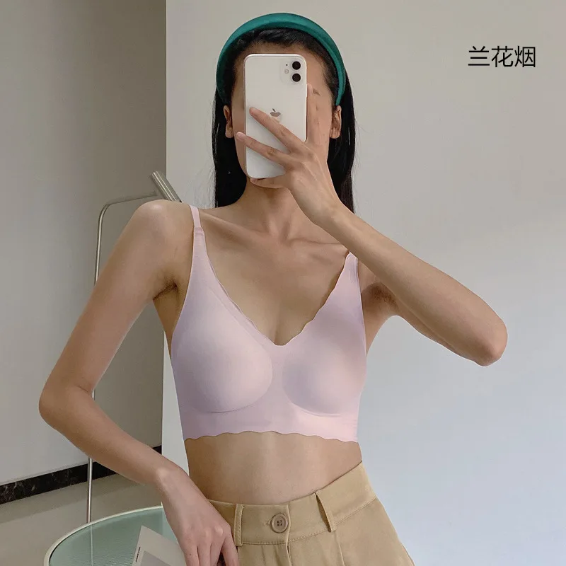 Женский бюстгальтер без косточек, с эффектом потертости
Женский бюстгальтер без косточек, с эффектом потертости