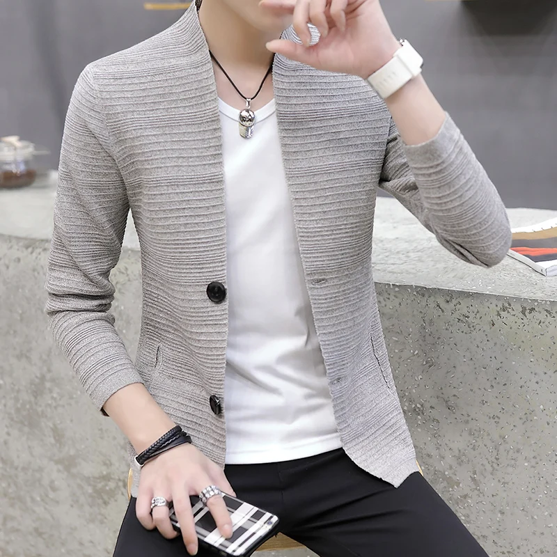 Men coats 2021 knitting cardigan male v-neck outer wear spring and autumn light fashion handsome recreational sweater Thin Coat
Men coats 2021 knitting cardigan male v-neck outer wear spring and autumn light fashion handsome recreational sweater Thin Coat