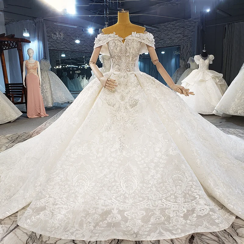 Embroidery Lace Wedding Dress Off Shoulder 2021 New 3D Flowers Beading Top Ivory Wedding Gown Women Bridal Dress Lace Up Back
Embroidery Lace Wedding Dress Off Shoulder 2021 New 3D Flowers Beading Top Ivory Wedding Gown Women Bridal Dress Lace Up Back