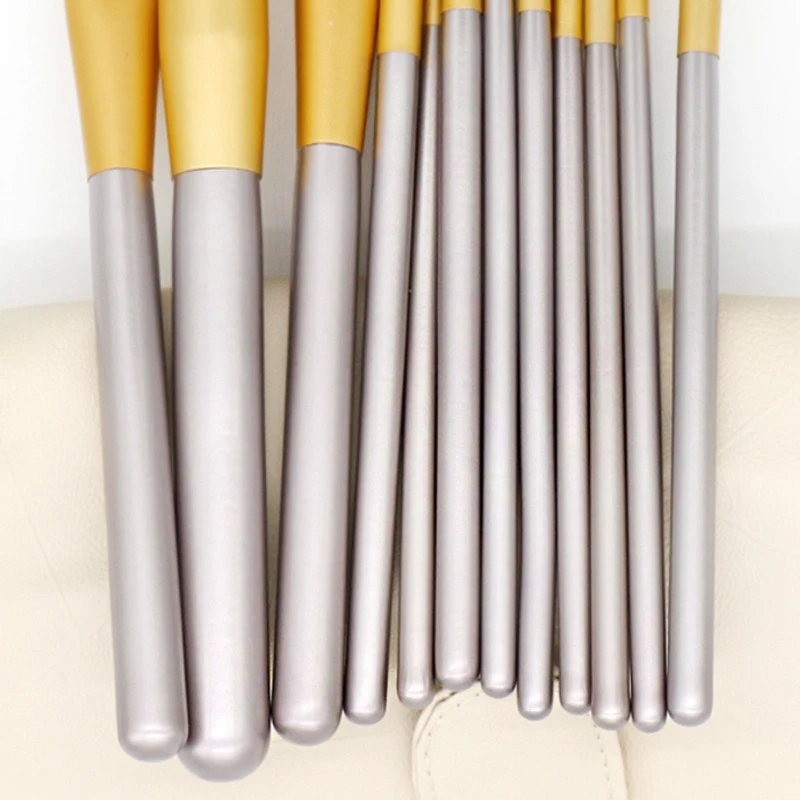 12 Pcs Makeup Brush Set Champagne Makeup Brush Full Set of Professional Beauty Tools Brush Suit
12 Pcs Makeup Brush Set Champagne Makeup Brush Full Set of Professional Beauty Tools Brush Suit