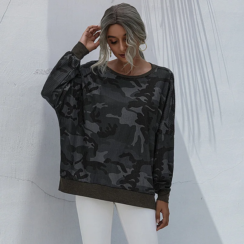 New Summer Hit Autumn Crew Neck Camouflage Printed Bat Versatile T-shirt 1586 Woman Tshirts
New Summer Hit Autumn Crew Neck Camouflage Printed Bat Versatile T-shirt 1586 Woman Tshirts