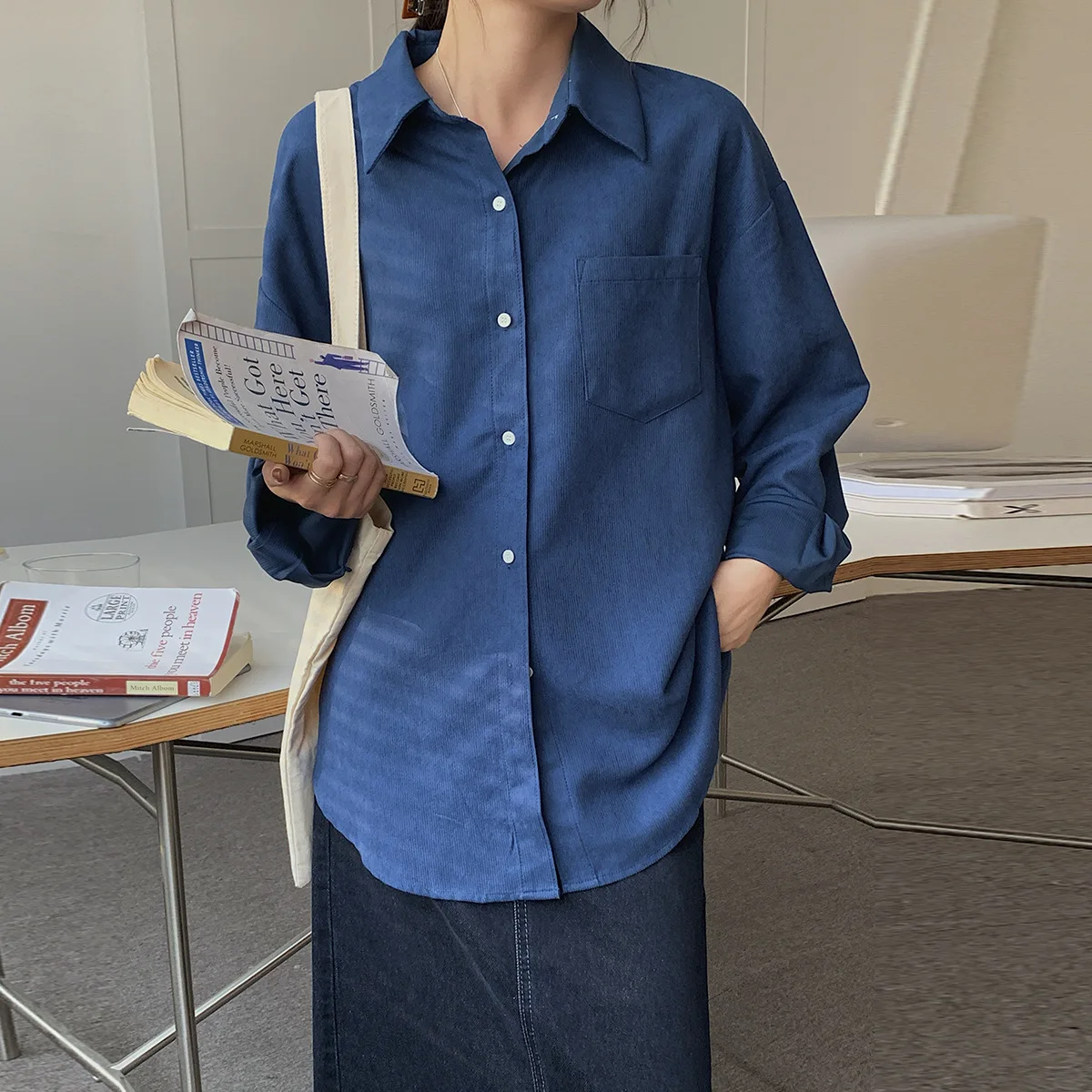 HXJJP 2022 New Spring Turn-down Collar White Blue Khaki Shirts Women's Blouse Casual Loose Female Blouse Tops Workwear Shirts
HXJJP 2022 New Spring Turn-down Collar White Blue Khaki Shirts Women's Blouse Casual Loose Female Blouse Tops Workwear Shirts