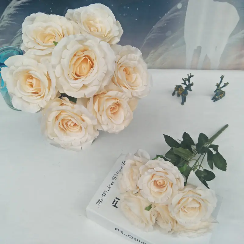 7 Heads Holding Rose Bouquet Photography Decoration Wedding Hotel Ceiling Decoration Home Decoration Artificial Bouquet
7 Heads Holding Rose Bouquet Photography Decoration Wedding Hotel Ceiling Decoration Home Decoration Artificial Bouquet