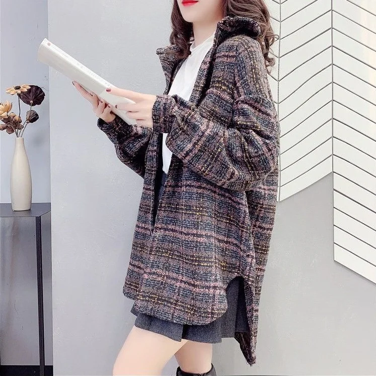 

Retro Hong Kong flavor ins tide autumn and winter new thick sanded loose woolen coat women's long-sleeved plaid plush shirt
