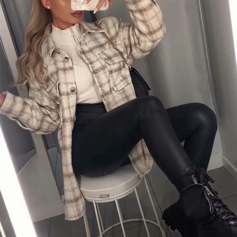PUWD Vintage Woman Loose Camel Old School Plaid Shirt 2022 Fashion Ladies Autumn Oversized Outwear Female Casual Pocket Jackets
PUWD Vintage Woman Loose Camel Old School Plaid Shirt 2022 Fashion Ladies Autumn Oversized Outwear Female Casual Pocket Jackets