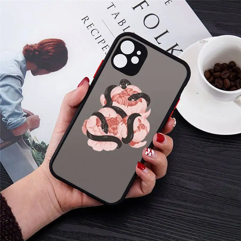 Hand Snake Phone Cases matte transparent For iphone 7 8 11 12 plus mini x xs xr pro max cover
Hand Snake Phone Cases matte transparent For iphone 7 8 11 12 plus mini x xs xr pro max cover