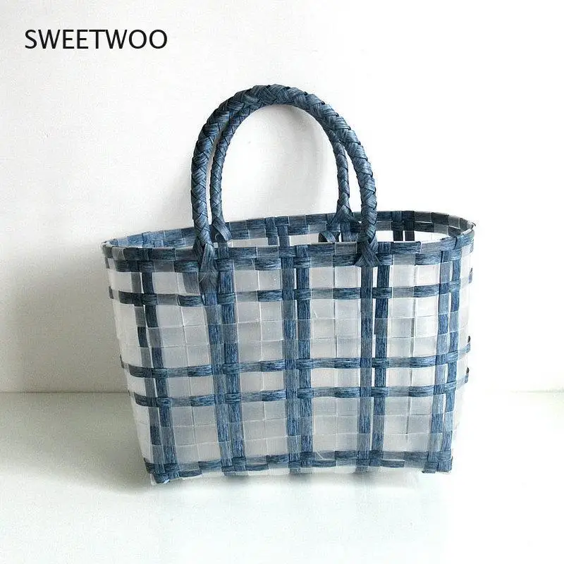 2021 Women Bucket Plastic Woven Bag Handmade Handbag Female Beach Vacation Camping Food Portable Vegetable Basket Large Capacity
2021 Women Bucket Plastic Woven Bag Handmade Handbag Female Beach Vacation Camping Food Portable Vegetable Basket Large Capacity