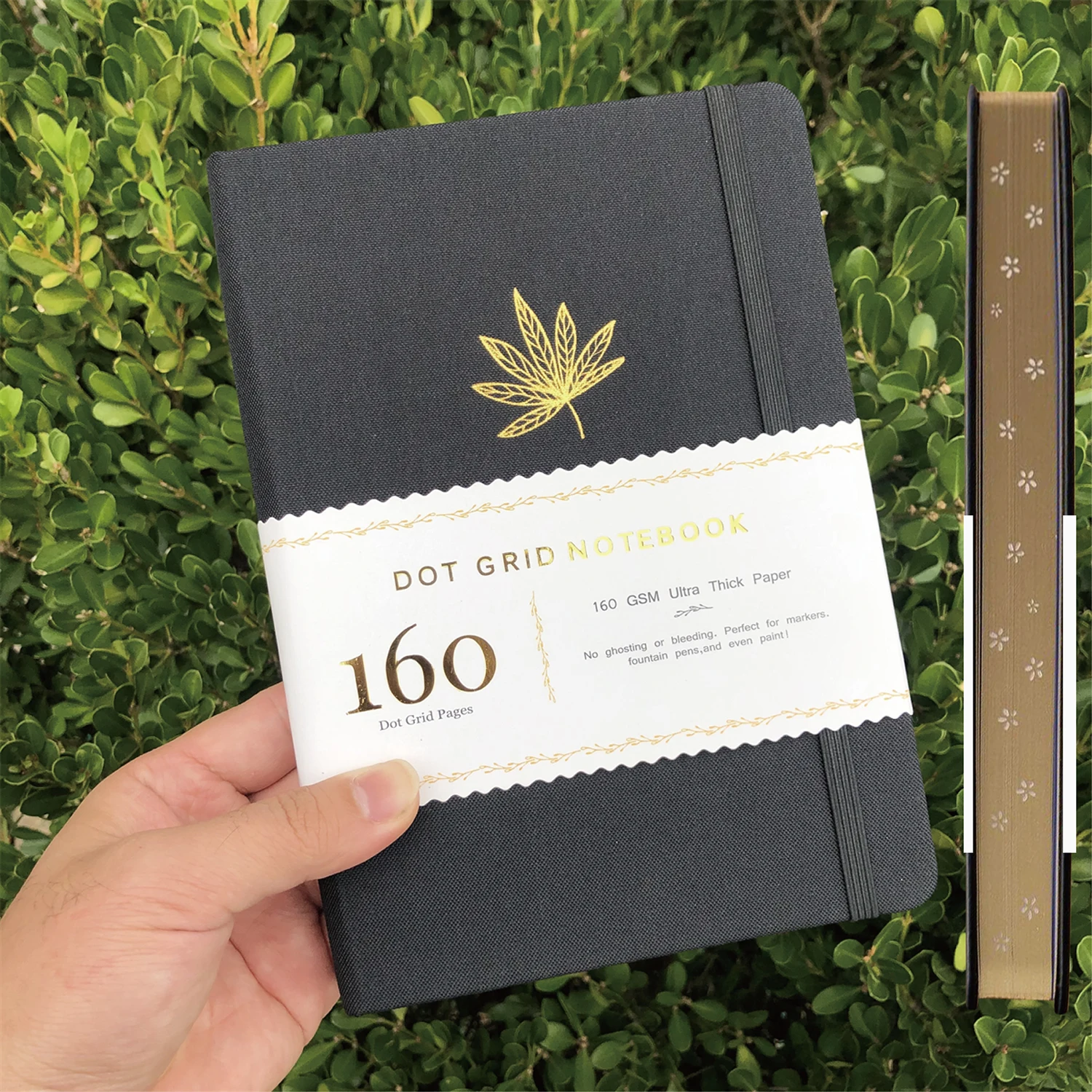 A5 Floral Details Dot Grid Notebook Dotted Journal Gold Edges Side Sakura Engrave 160GSM Bamboo Thick White Color Paper
A5 Floral Details Dot Grid Notebook Dotted Journal Gold Edges Side Sakura Engrave 160GSM Bamboo Thick White Color Paper