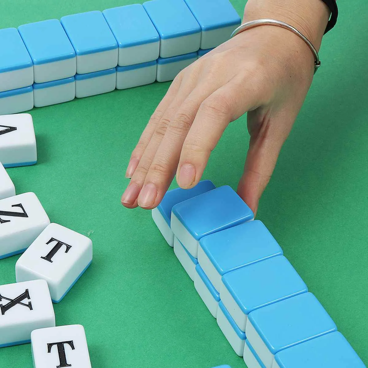 Portable MahJong Small Size Vintage Collection Rare Game English Letters Characters Mah-Jong Funny Family Table Board Game
Portable MahJong Small Size Vintage Collection Rare Game English Letters Characters Mah-Jong Funny Family Table Board Game